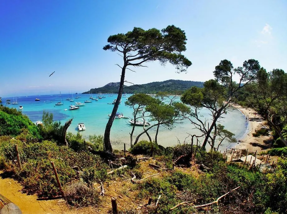 Hebergements Bateaux A Quai Porquerolles 0*,