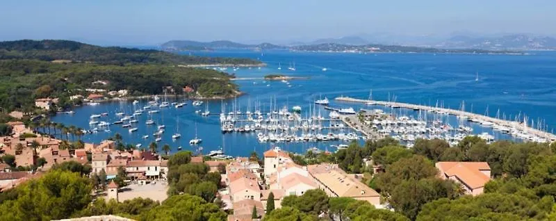 Hebergements Bateaux A Quai Porquerolles