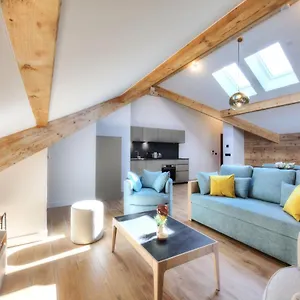 immobilier-de-montagne-la-collection-la-cabane.hotels-rhonealpes.com/